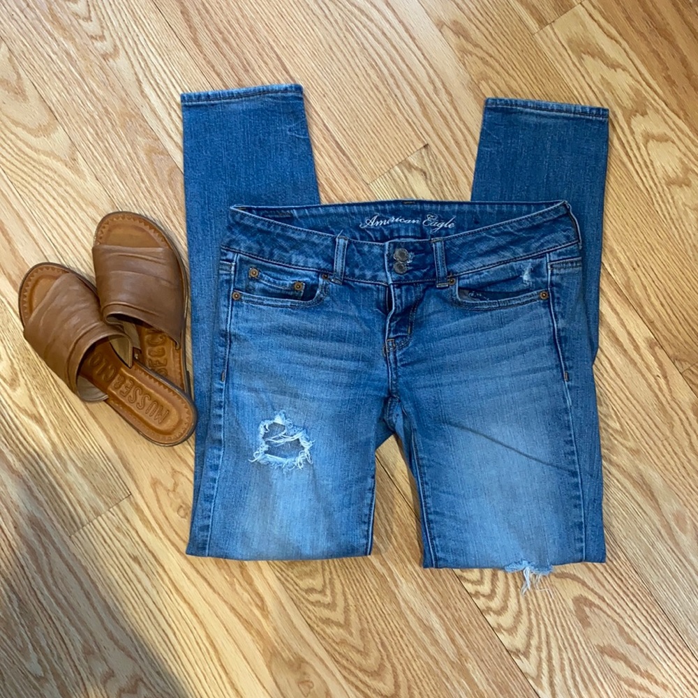 AEO Distressed Skinny Jeans